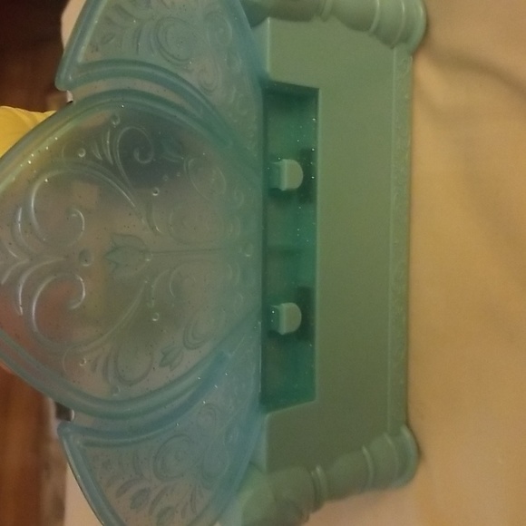 Disney Frozen Jewelry Box - Picture 3 of 5